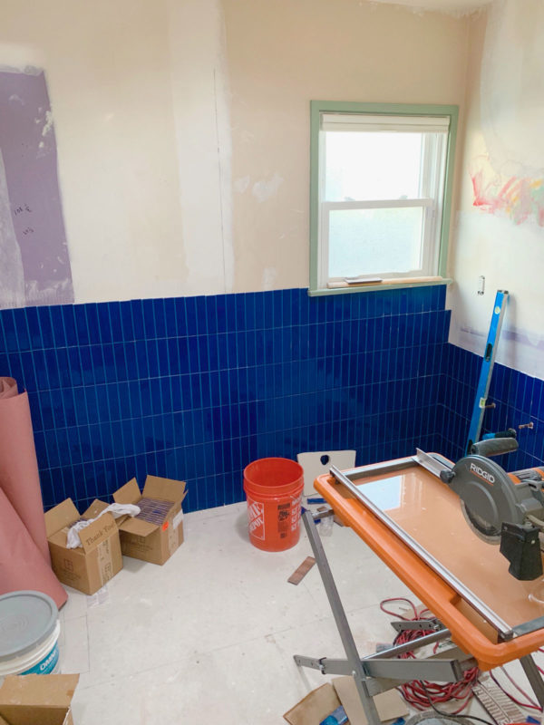 Blue Vertical Fireclay Bathroom Tile