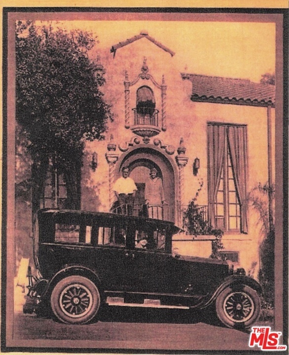 An image of an old building
