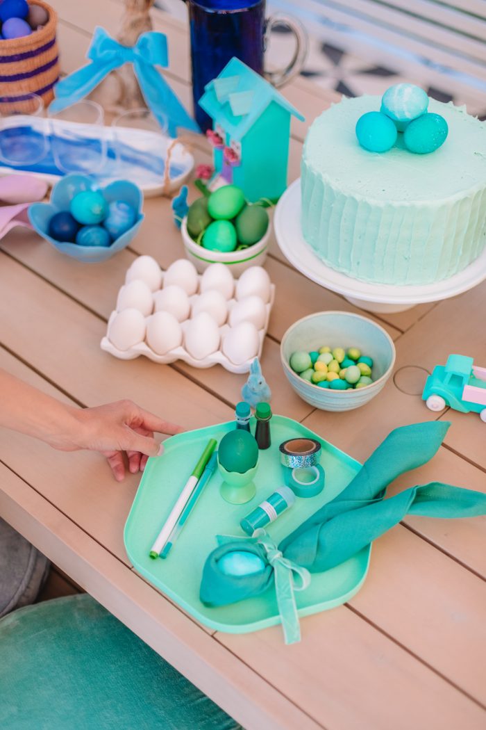 Blue easter egg decorations