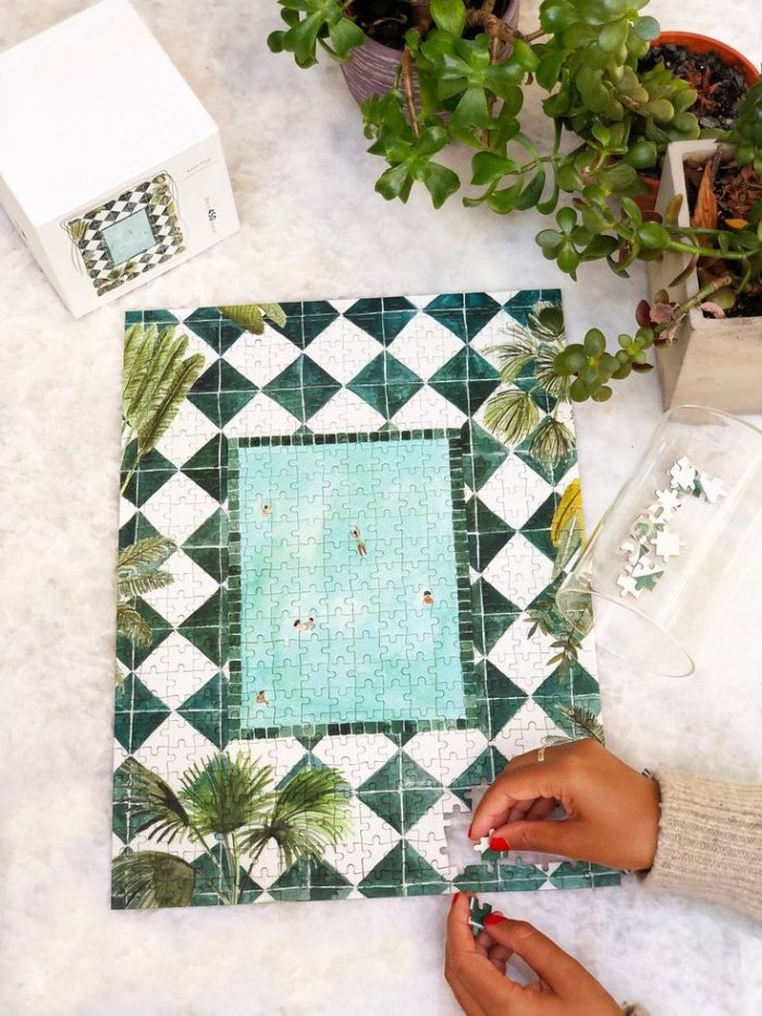 Beautiful puzzle with an overview of a pool!