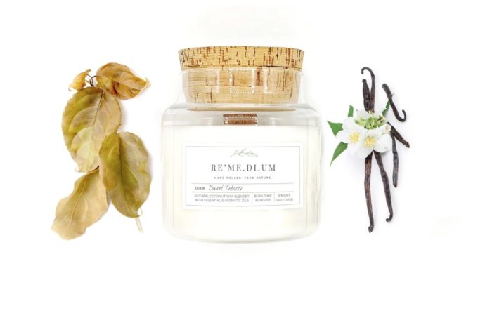 Wood wick candle, many different scents available!