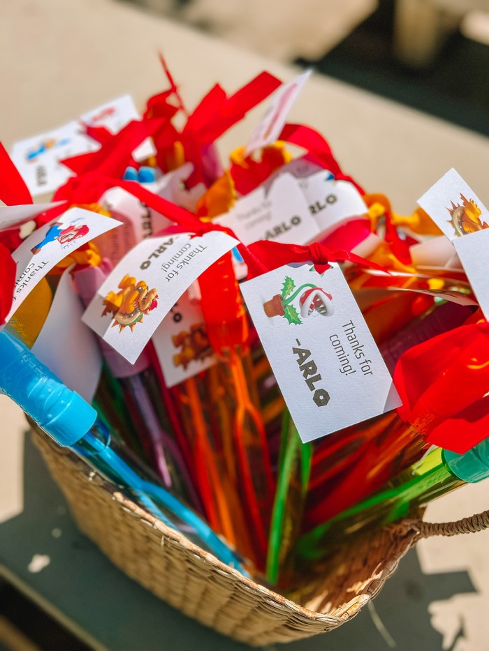 Mario Party bubble wands with Super Mario thank you tags