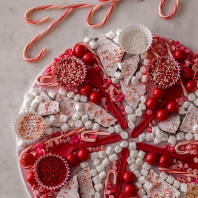 Christmas Hot Chocolate Board peppermint hot chocolate board