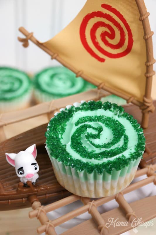 Te Fiti Cupcakes Green cupcakes designed like Moana hearts of Te Fiti.